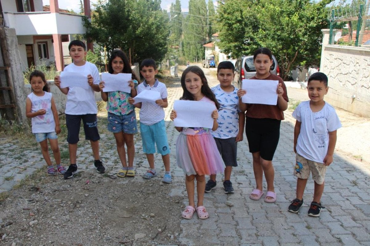 Amasya'nın Yeşilöz Köyü'nde Çocukların Tatlı Eylemi