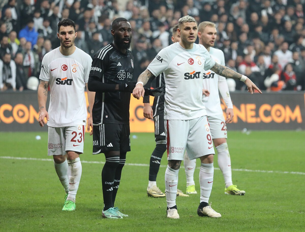 Beşiktaş ve Galatasaray Süper Kupa Maçında Karşılaşıyor