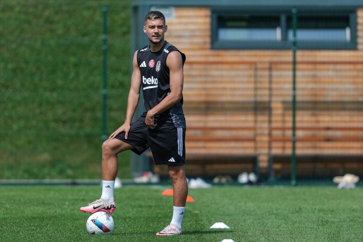 Beşiktaş'ta Yeni Sezon Hazırlıkları ve Kadro Planlaması