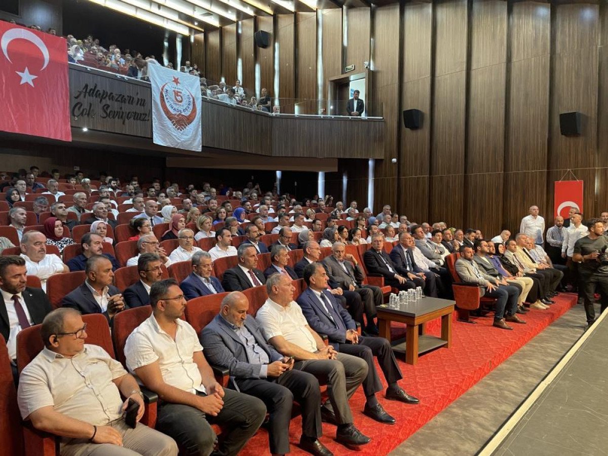 Binali Yıldırım'ın Sakarya Ziyareti ve 15 Temmuz Konuşması