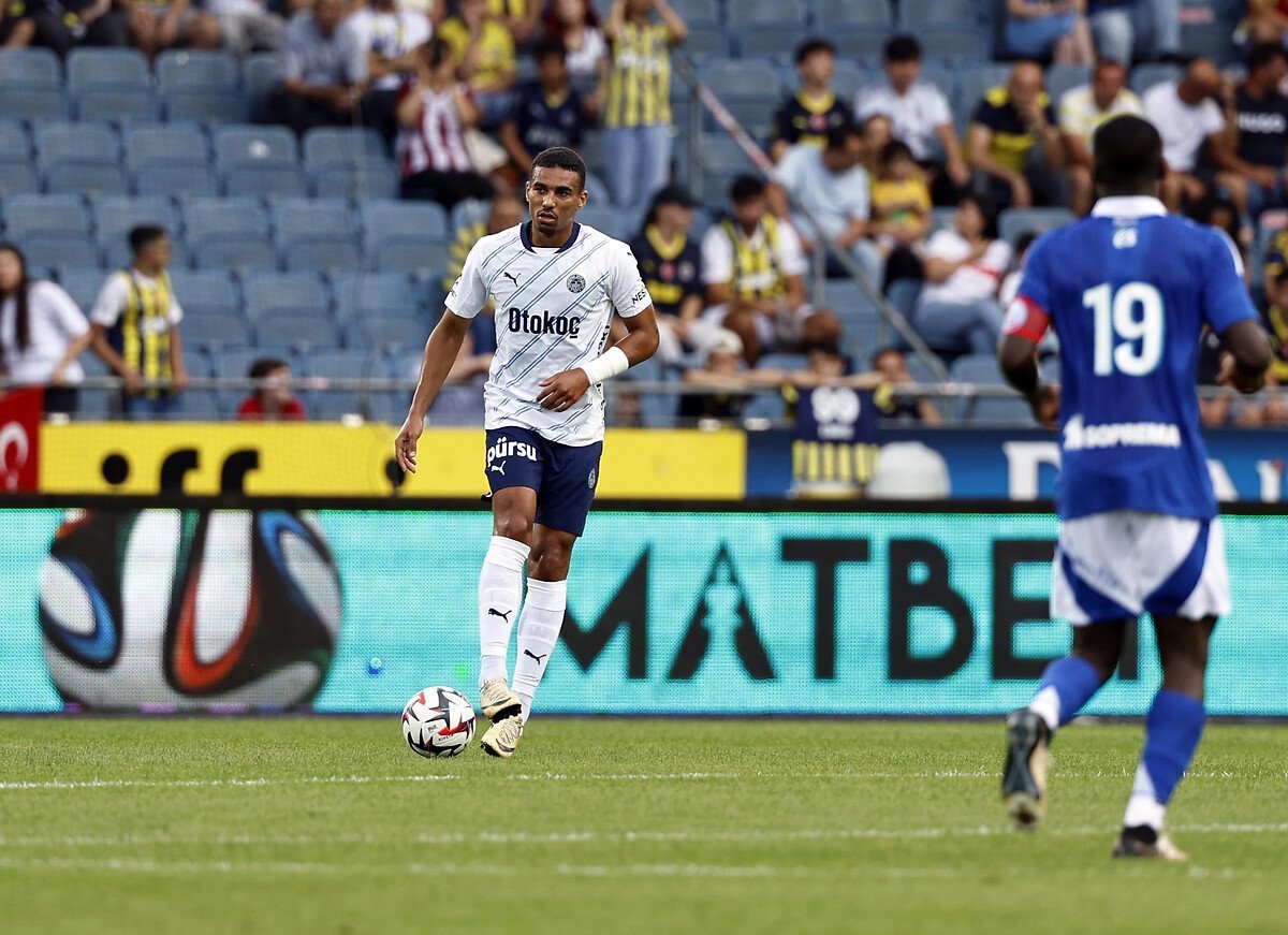 Fenerbahçe'de Alexander Djiku Transferi Gündemde