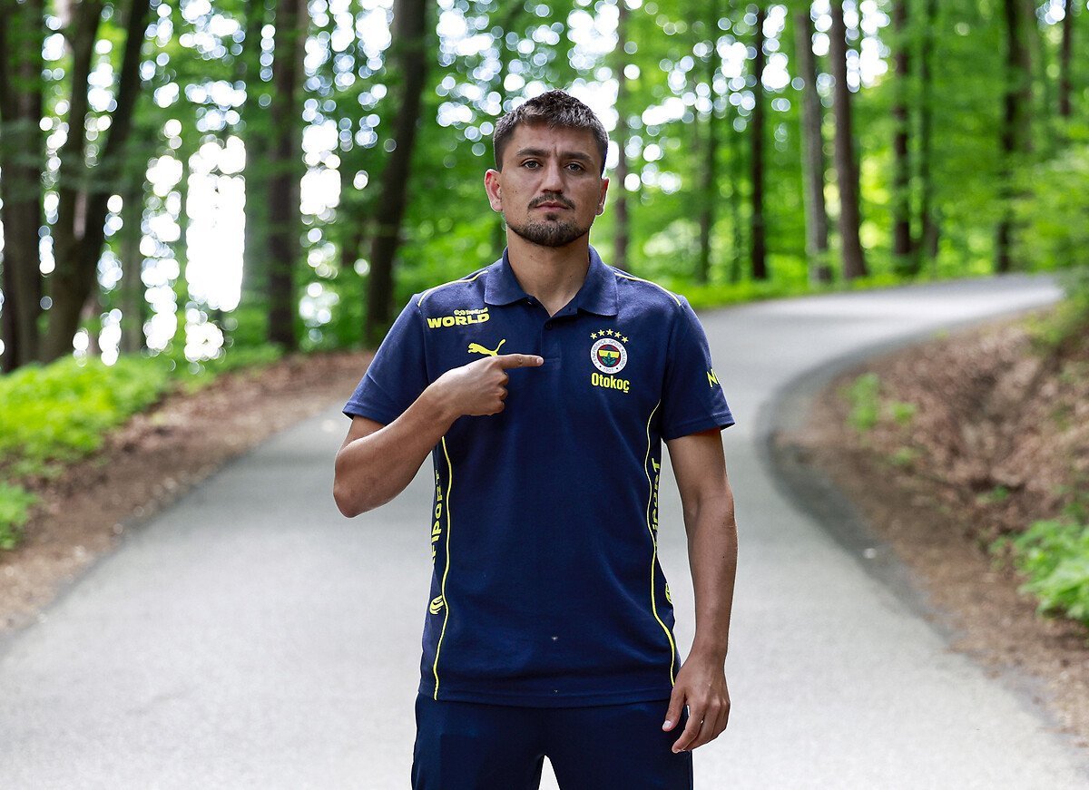 Fenerbahçe'de Cengiz Ünder Yol Ayrımında