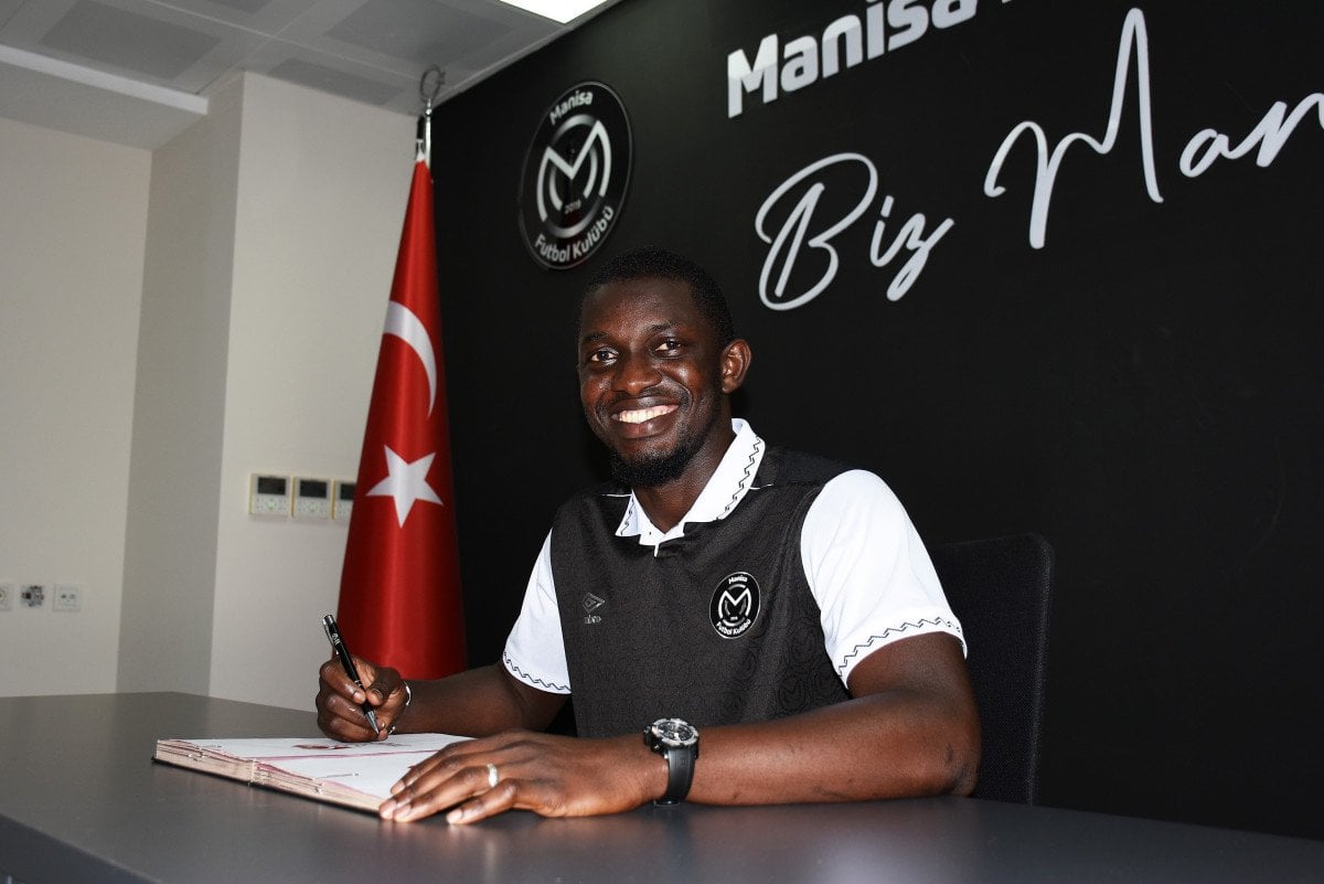 Manisa Futbol Kulübü'nden Yeni Transfer: Moryke Fofana