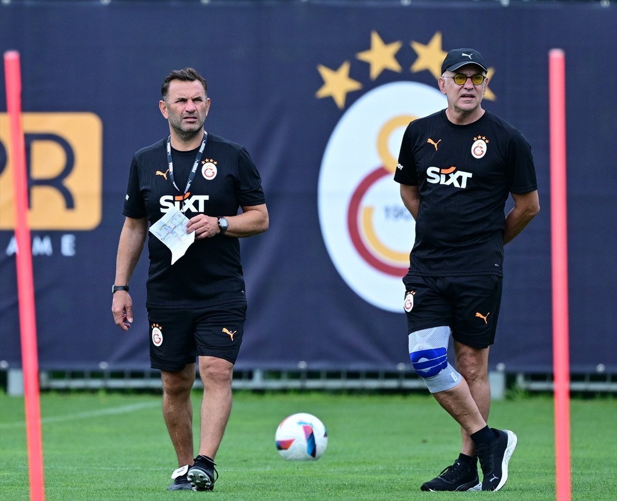 Okan Buruk'tan Galatasaray'ın Avusturya Kampında Önemli Açıklamalar