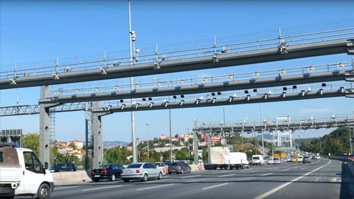 Otoyollarda Ücret Ödemeden Geçiş Yapanlara Yönelik Yönetmelik Değişikliği