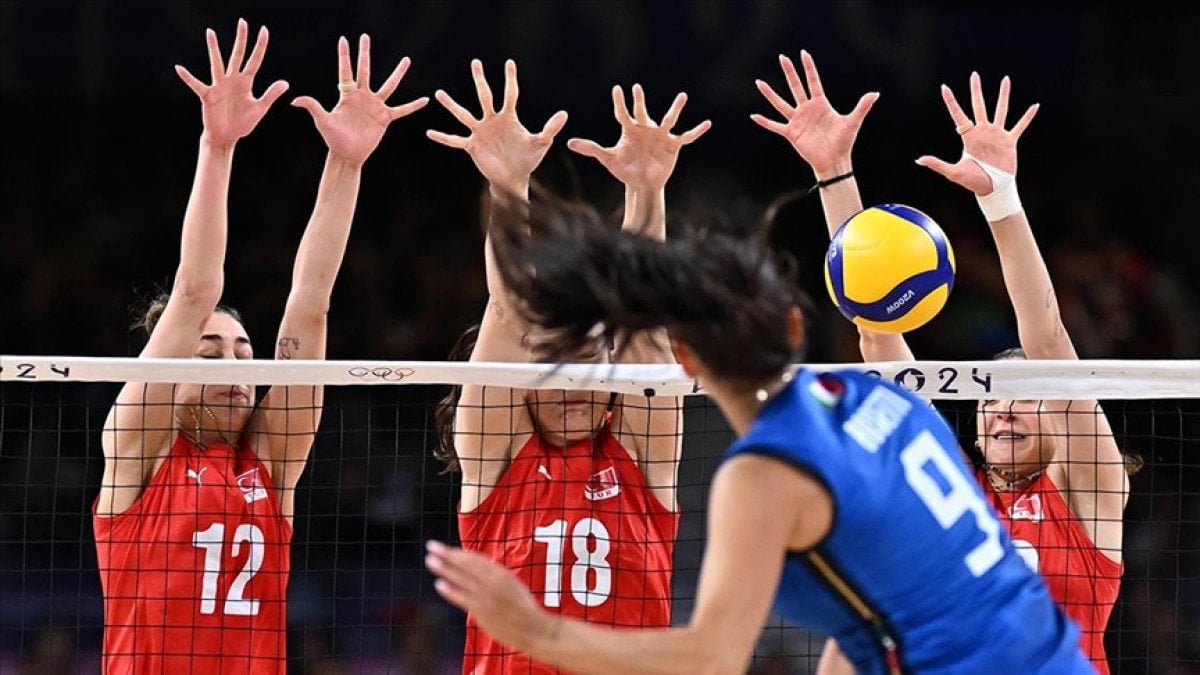 A Milli Kadın Voleybol Takımı Yarı Finalde!