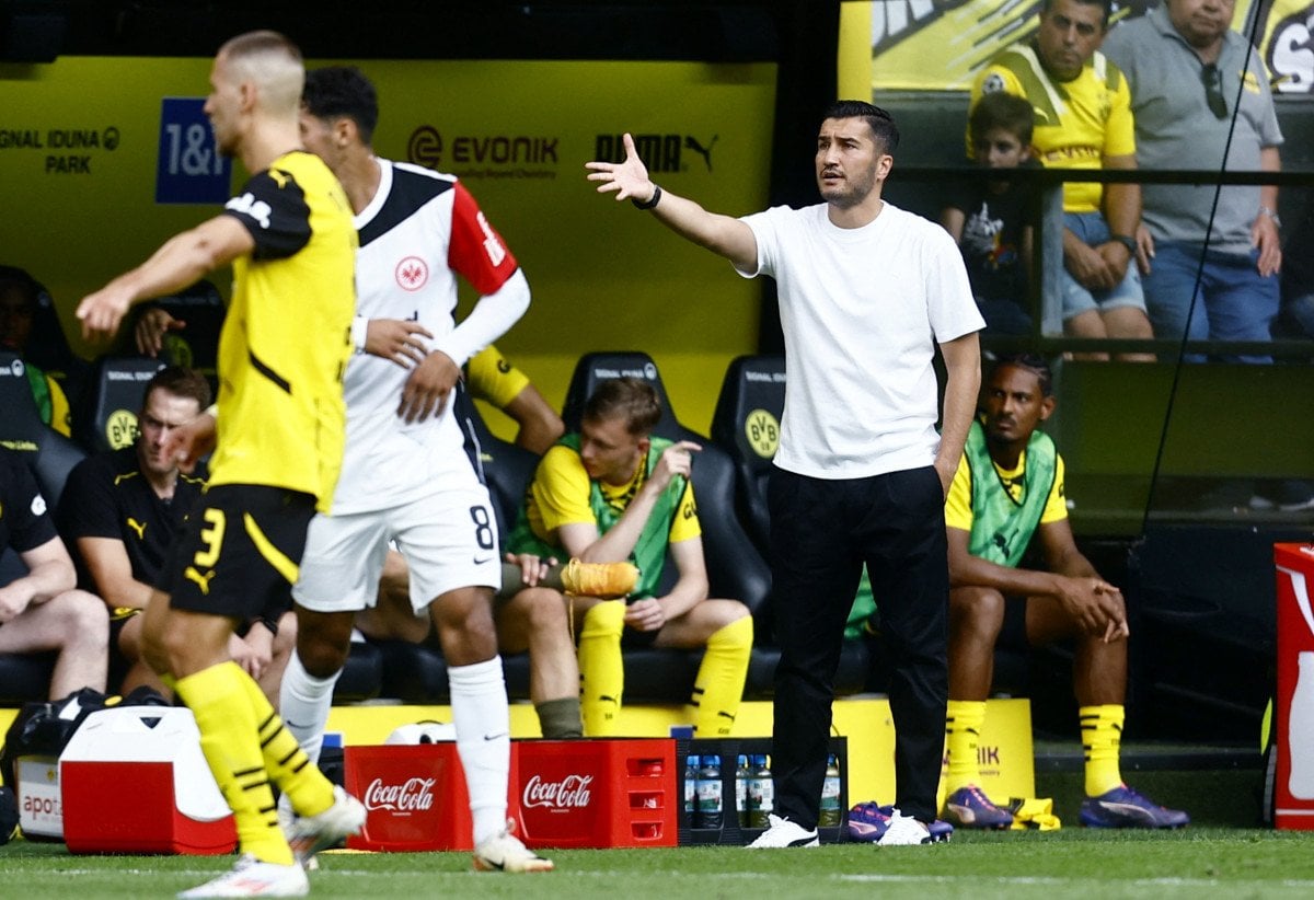 Almanya Bundesliga Açılışında Borussia Dortmund, Eintracht Frankfurt'u Yendi