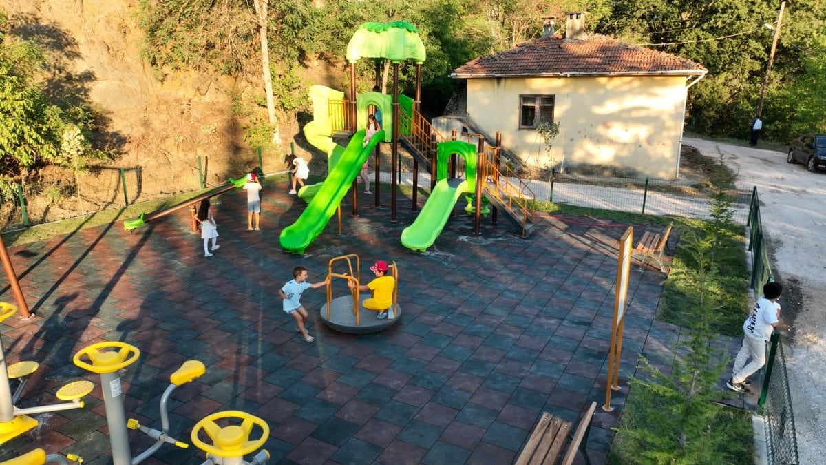 Amasya Yeşilöz Köyü'nde Çocuklardan Park Talebi