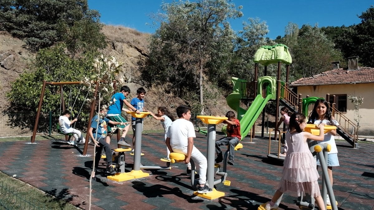 Amasya Yeşilöz Köyü'nde Çocuklardan Park Talebi