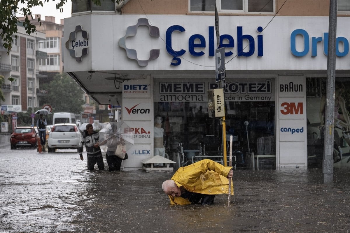 Ankara'da Kuvvetli Yağışlar Hayatı Olumsuz Etkiledi