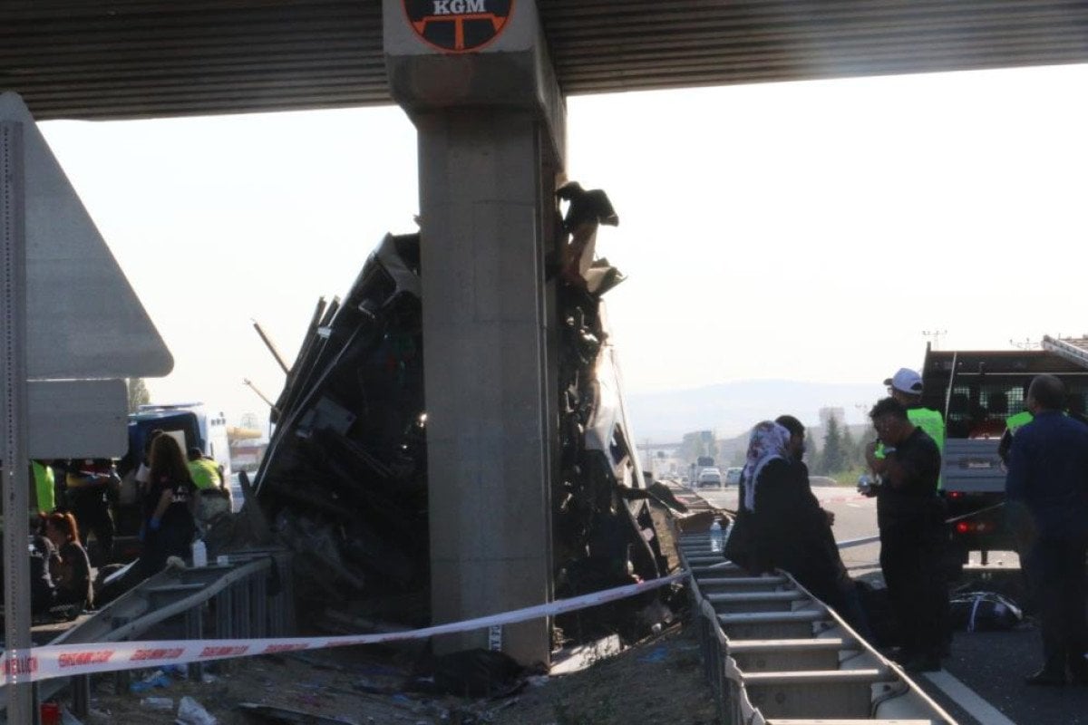 Ankara'da Otobüs Kazası: 11 Ölü, 25 Yaralı