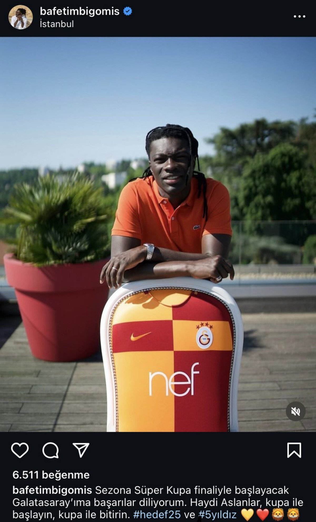 Bafetimbi Gomis'ten Galatasaray'a Destek Mesajı