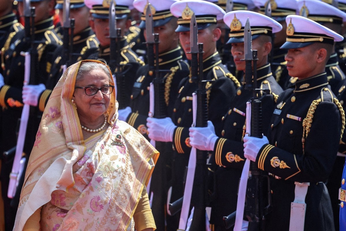 Bangladeş'teki Protestolar ve Hükümet Krizi