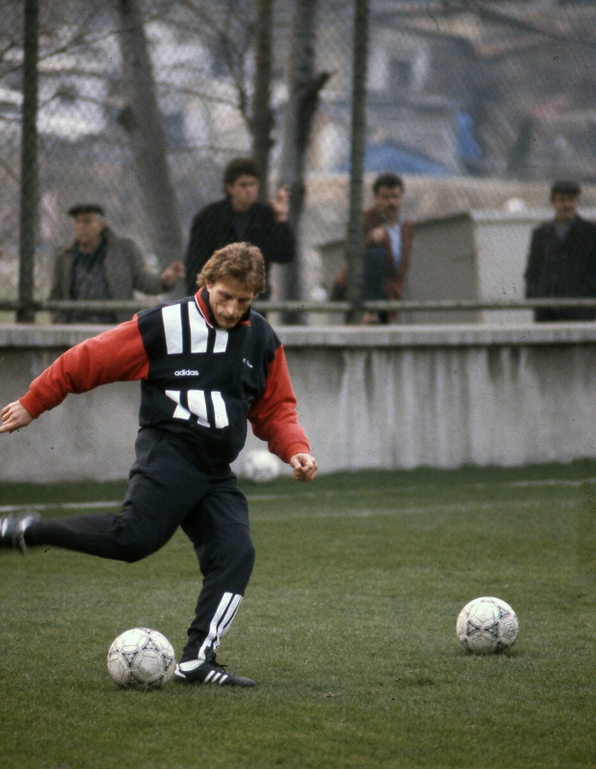 Christoph Daum'un Vefatı ve Futbol Kariyeri