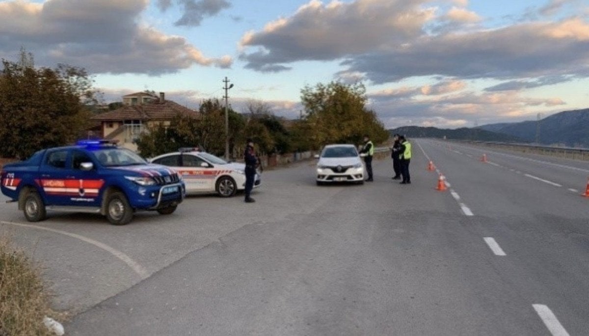 Çorum'da Emniyet ve Jandarma Denetimleri Aralıksız Devam Ediyor