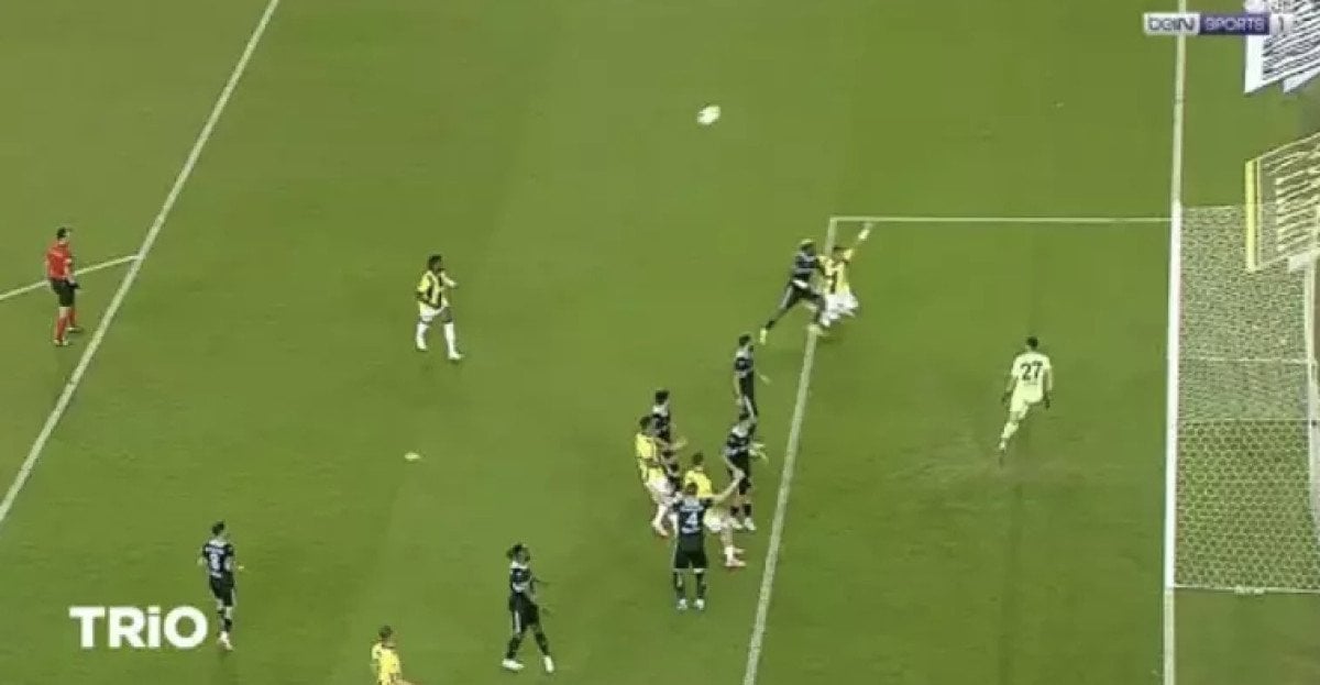 Fenerbahçe, Adana Demirspor'u 1-0 Geçti