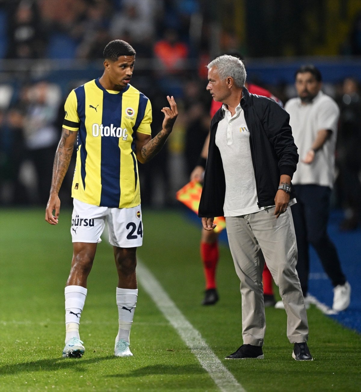 Fenerbahçe, Rizespor'u Farklı Geçti