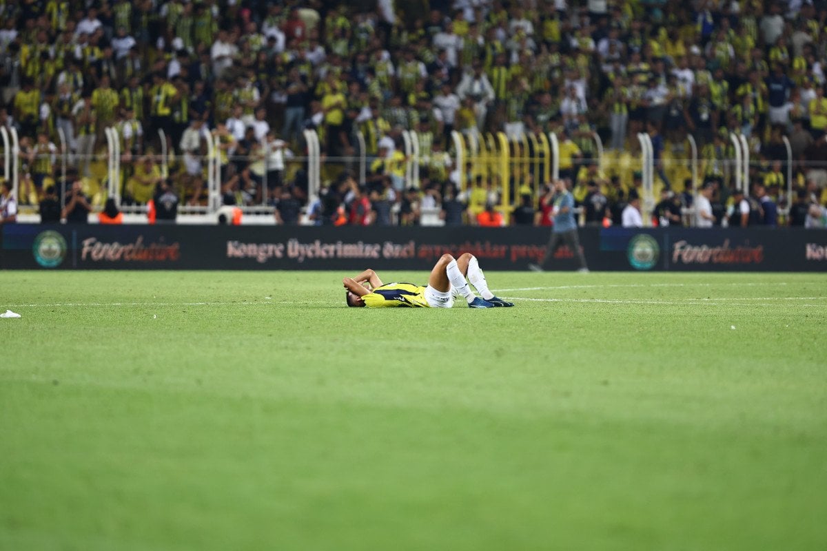 Fenerbahçe, UEFA Şampiyonlar Ligi'ne Veda Etti