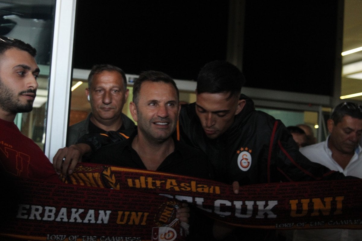 Galatasaray, Konyaspor Maçı İçin Konya'ya Uçtu