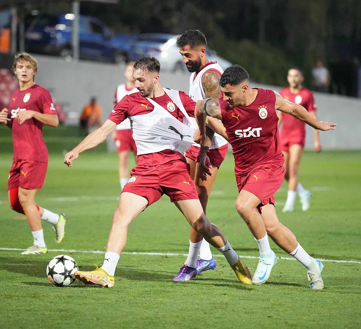 Galatasaray, Young Boys Maçı İçin Taktik Çalışmalarına Başladı