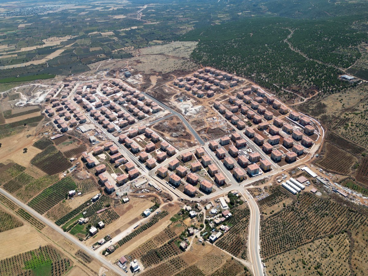 Hassa'da Deprem Sonrası Yeniden İnşa Süreci ve Afet Konutları