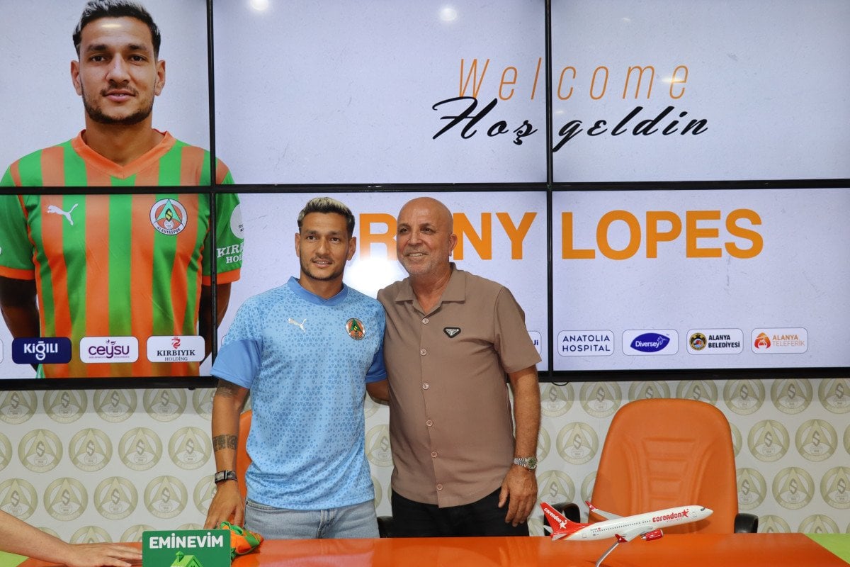 İHA Alanyaspor, Rony Lopes ile İki Yıllık Anlaşma Sağladı