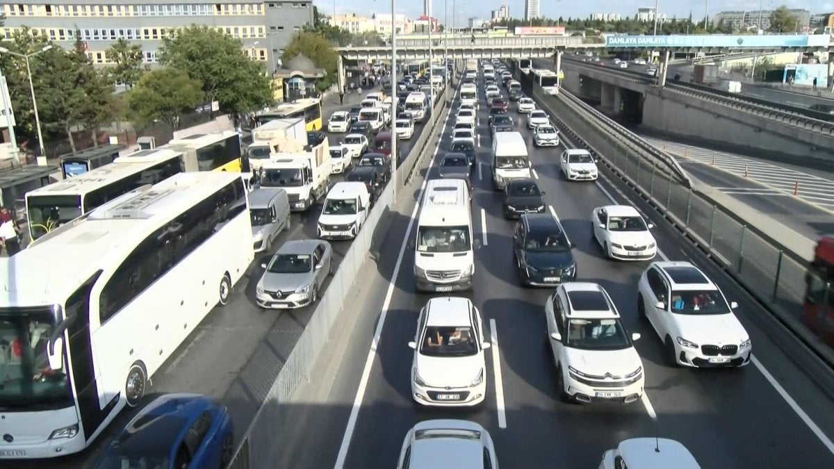 İstanbul'da Beyaz Yol Çalışması Başladı