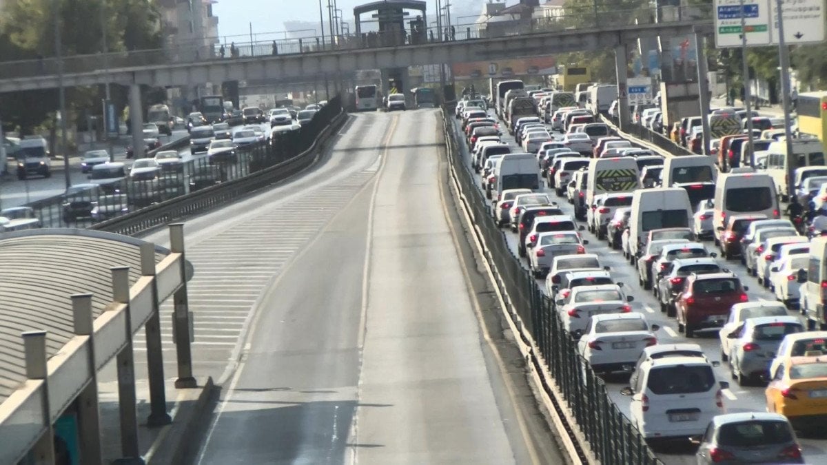 İstanbul'da Beyaz Yol Çalışması Başladı