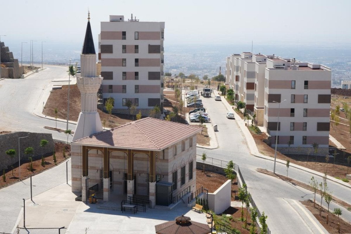 Kilis'te Depremzedelere Yeni Konutlar Teslim Edildi