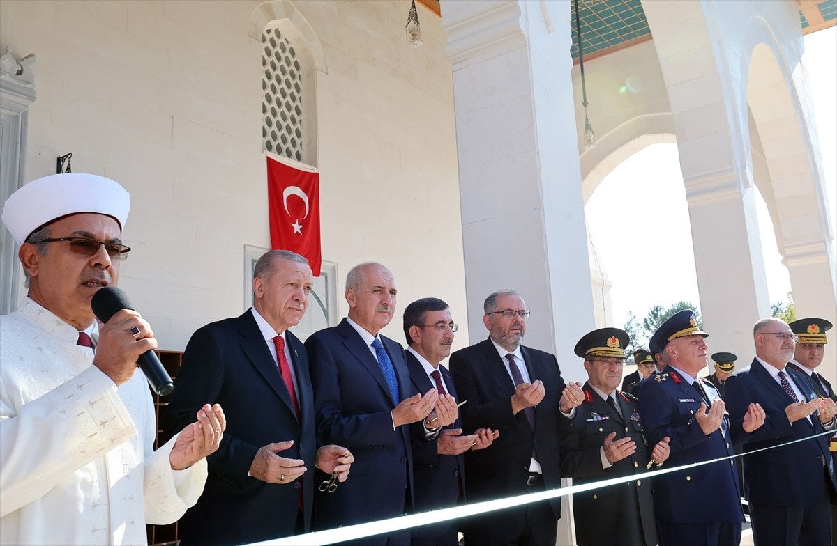 MSÜ Kara Harp Okulu'nda Diploma Alma ve Sancak Devir Teslim Töreni