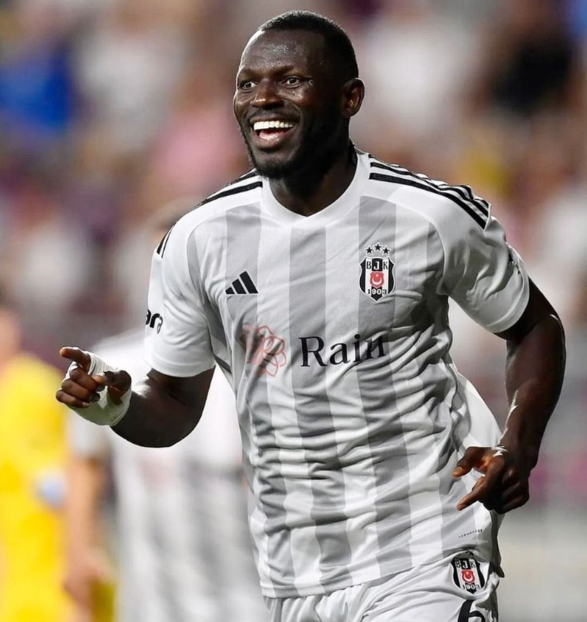 Omar Colley, Beşiktaş'tan PAOK'a Transfer Oldu