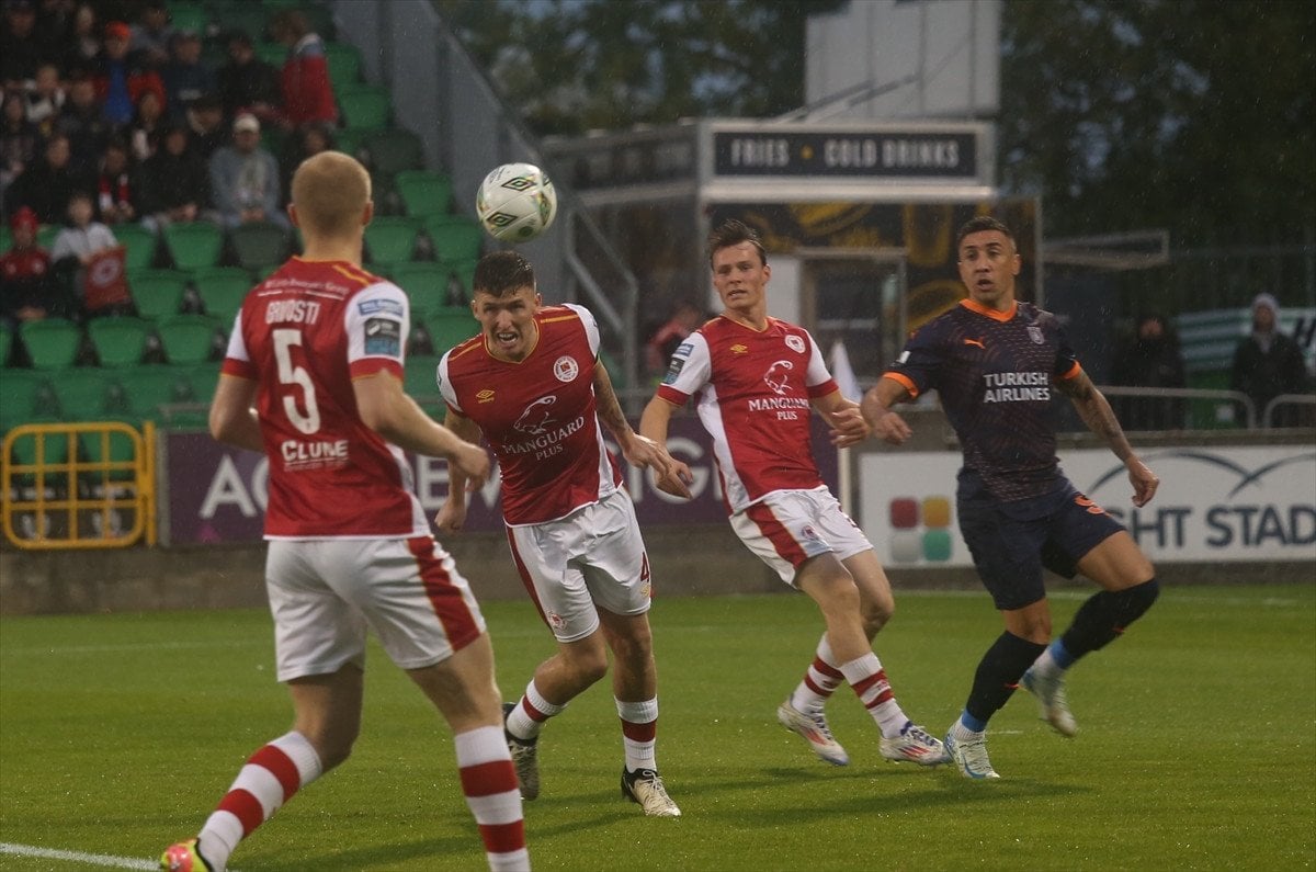 UEFA Avrupa Konferans Ligi'nde Başakşehir ve St. Patrick's Berabere Kaldı