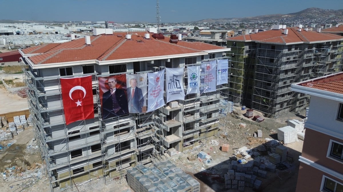 Hatay'da Deprem Sonrası 600 Konutun Yeniden İnşası